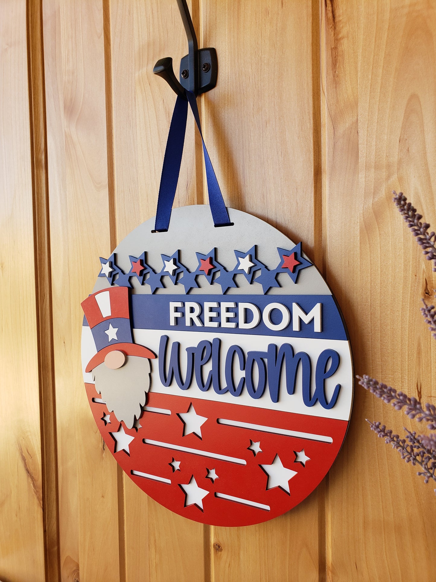 Freedom Welcome Gnome - Patriotic - Round Door Sign
